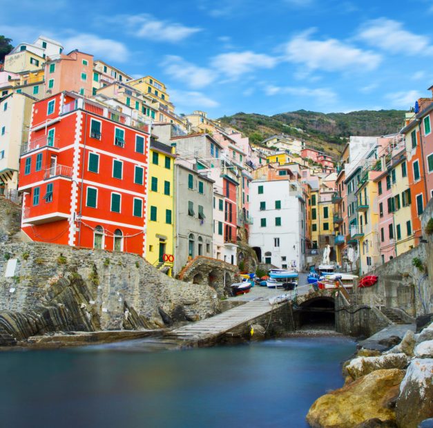 landscape-of-cinque-terre-in-italy